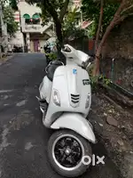 PEARL WHITE vespa for sale