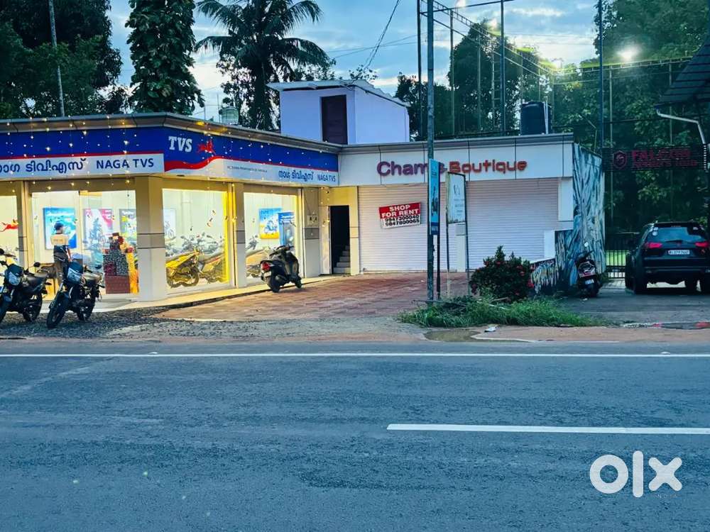 Mc Road Facing 300 sqf 2 Shutter space for Rent-Office/Shop/Warehouse