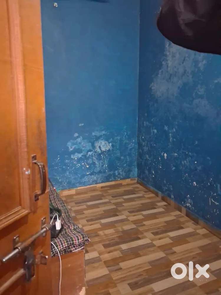 Single room set student
