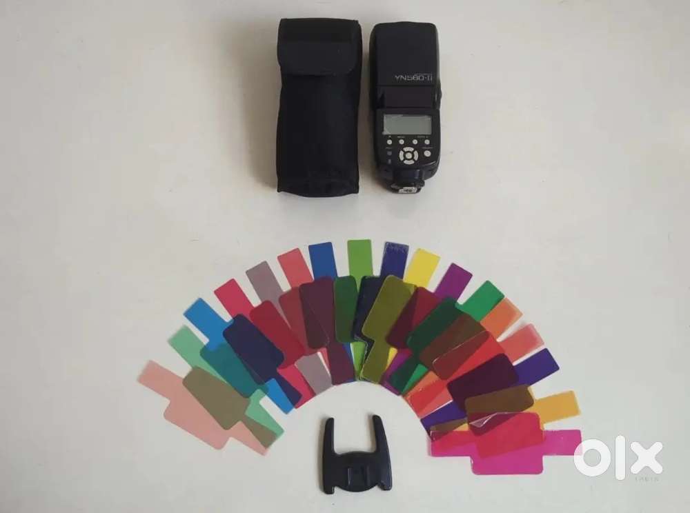 Yongnuo Speedlite YN560-II Flash + Full Color Gel Set