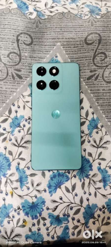 Motorola edge