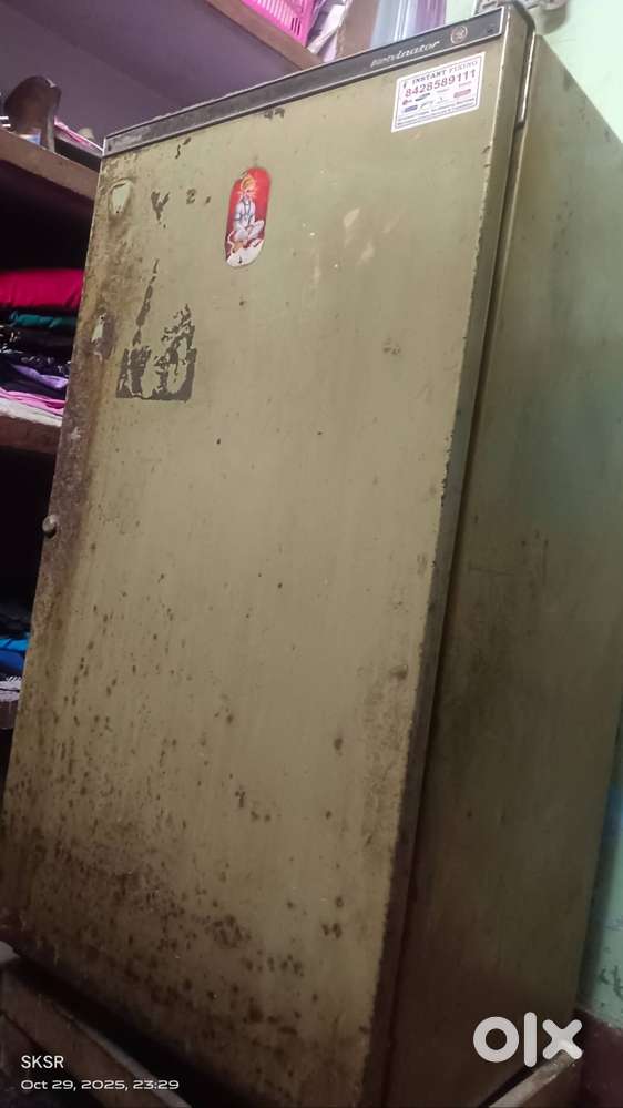 Kelvinator 200 liter fridge