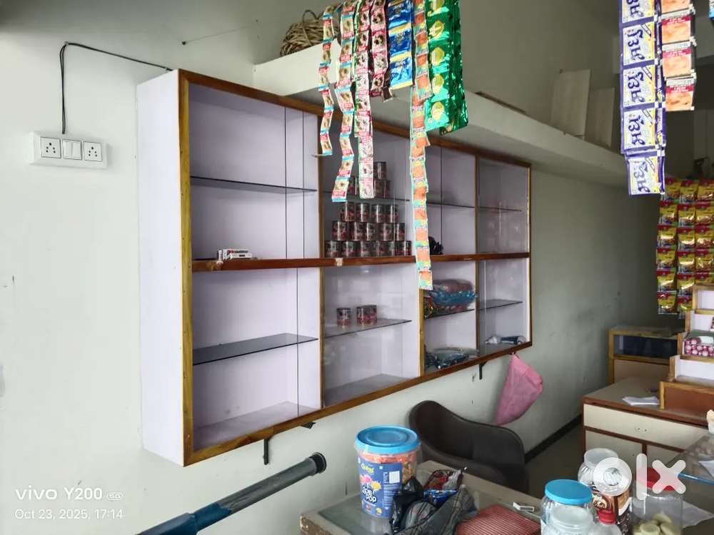 Tabel and godo dukan band thay gay cha