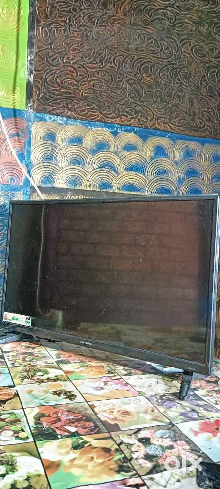 TV വില്പനക്ക് 2 വർഷം പഴക്കം നല്ല വർക്കിംഗ്‌ കണ്ടീഷൻ