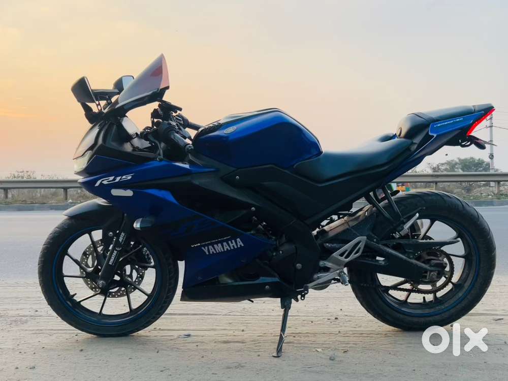 Yamaha R15