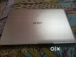 Asus vivobook 4gb ram 256 gb SSD