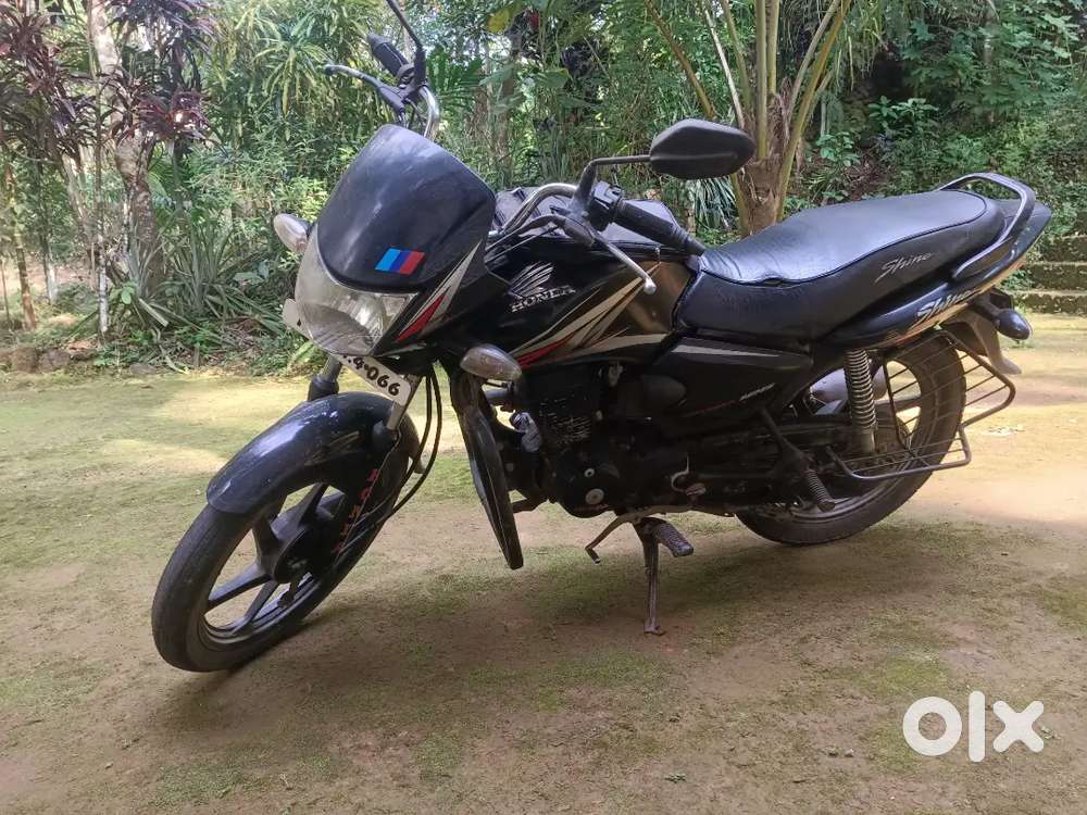 Honda shine. Good condition good mileage
