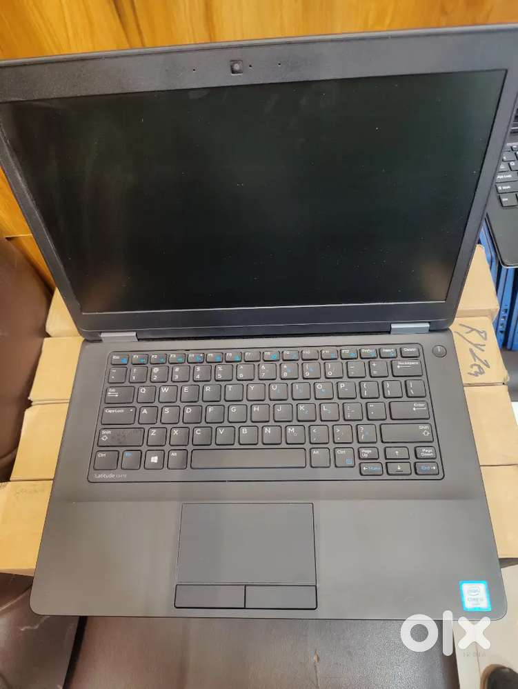 Dell i3 6th gen laptop, 8gb ram , 256gb ssd, good battery backup