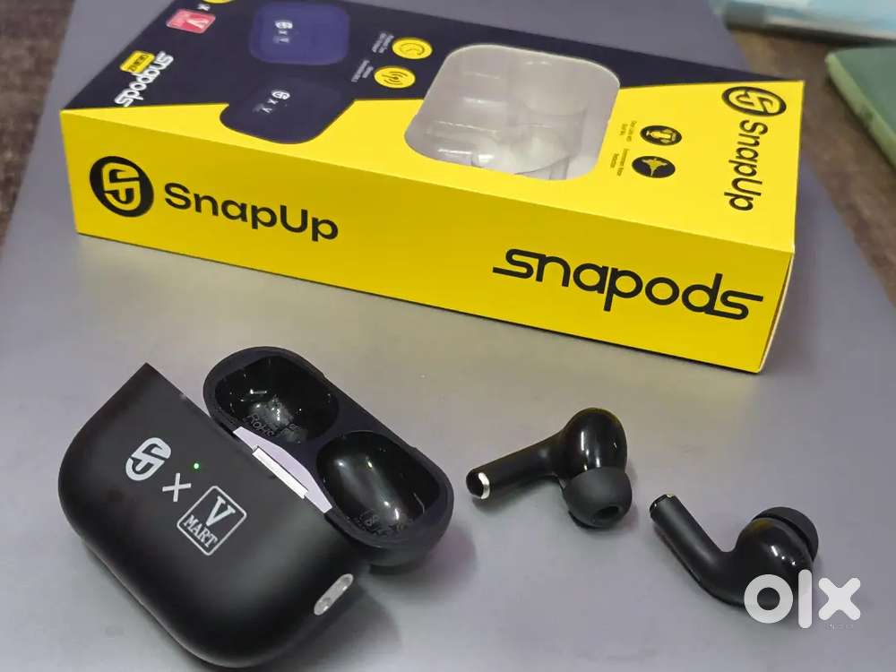 Earbuds in new Condition with box