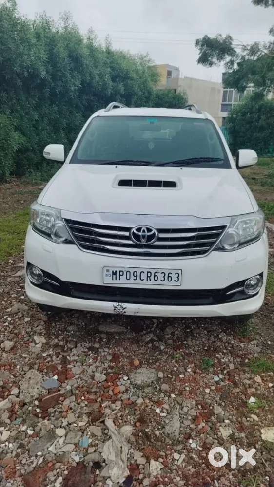 Toyota Fortuner 2015 Diesel 101500 Km Driven