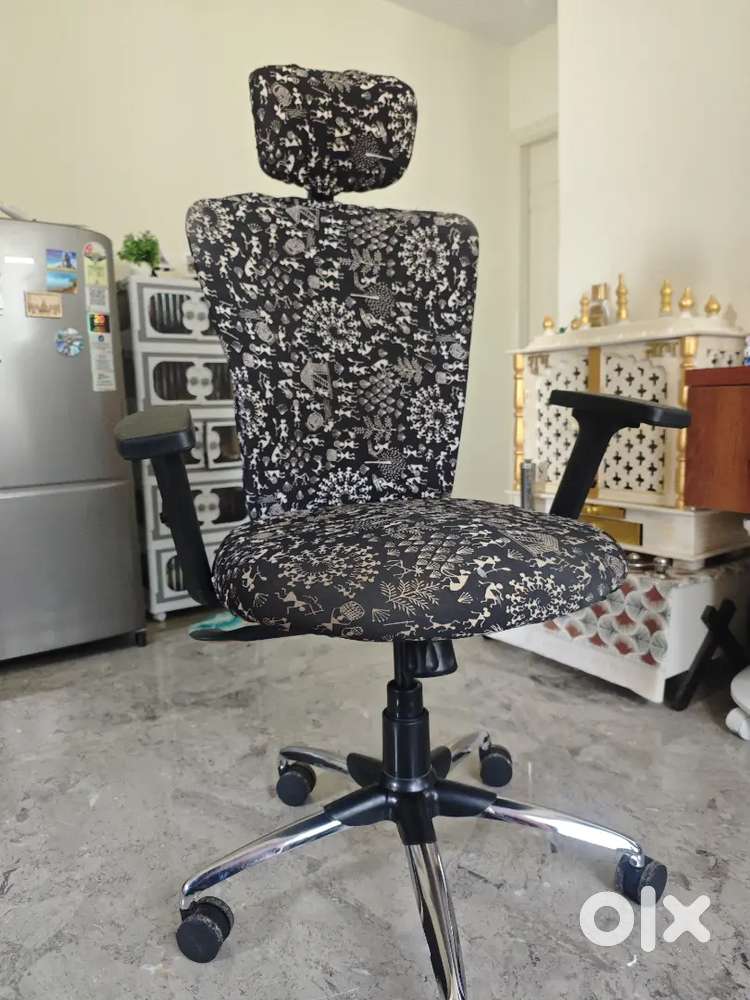 1 office chair