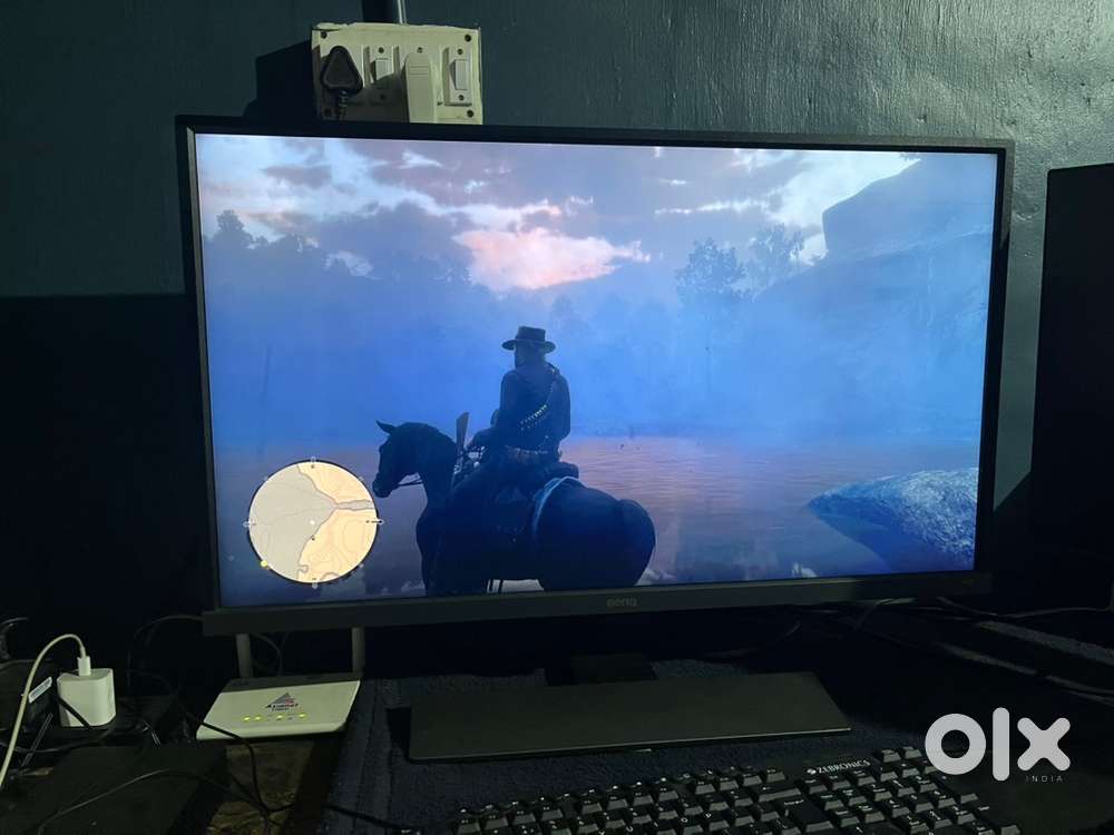 BenQ EW3270U｜32 4K UHD 95% DCI-P3 HDR 10 Premium Entertainment Monitor