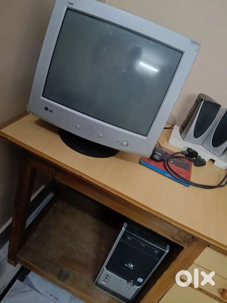 Desktop computer