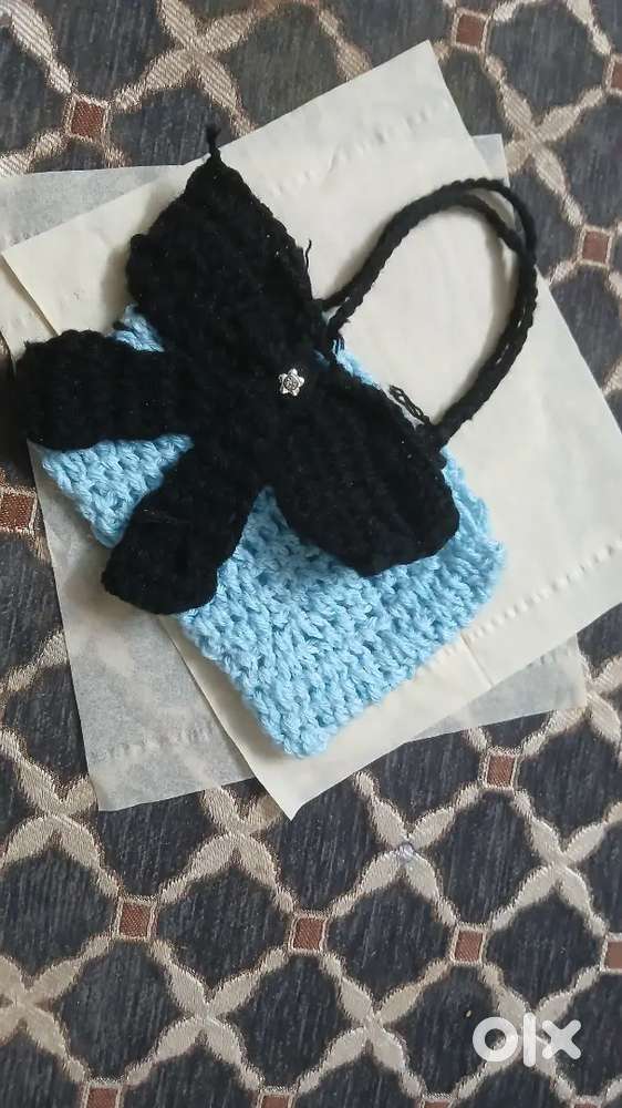 Handcrafted blue blossom crochet bag
