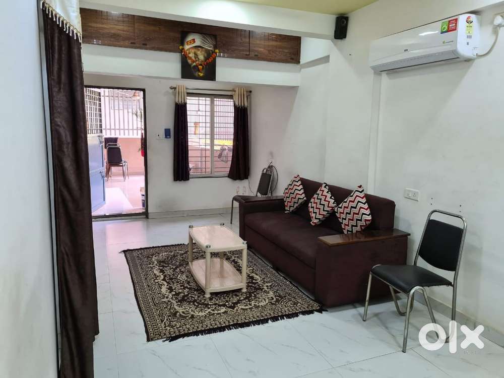 1 bhk garden flat on ground floor