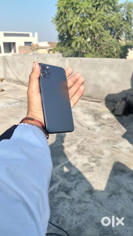 iPhone 11 pro max 256