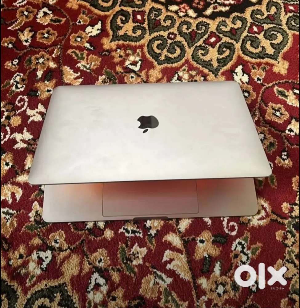 Apple Macbook Pro 2017. Refurbished