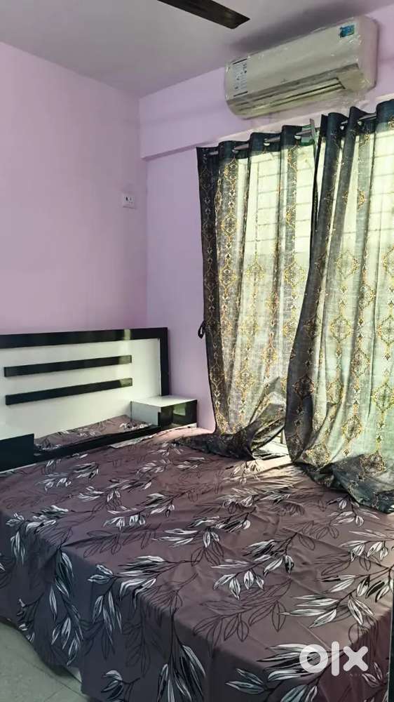 Looking for Female Flatmate