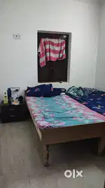Independent fully 1 bhk proper for family &bachelor or girls