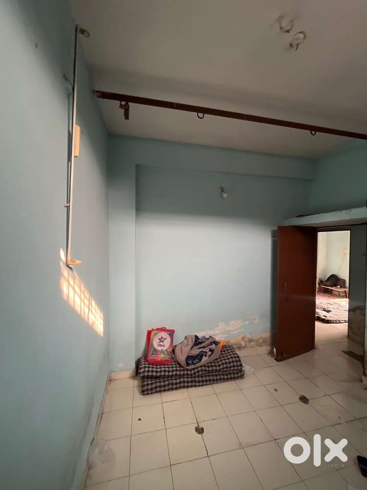 Need 1/2 roomate