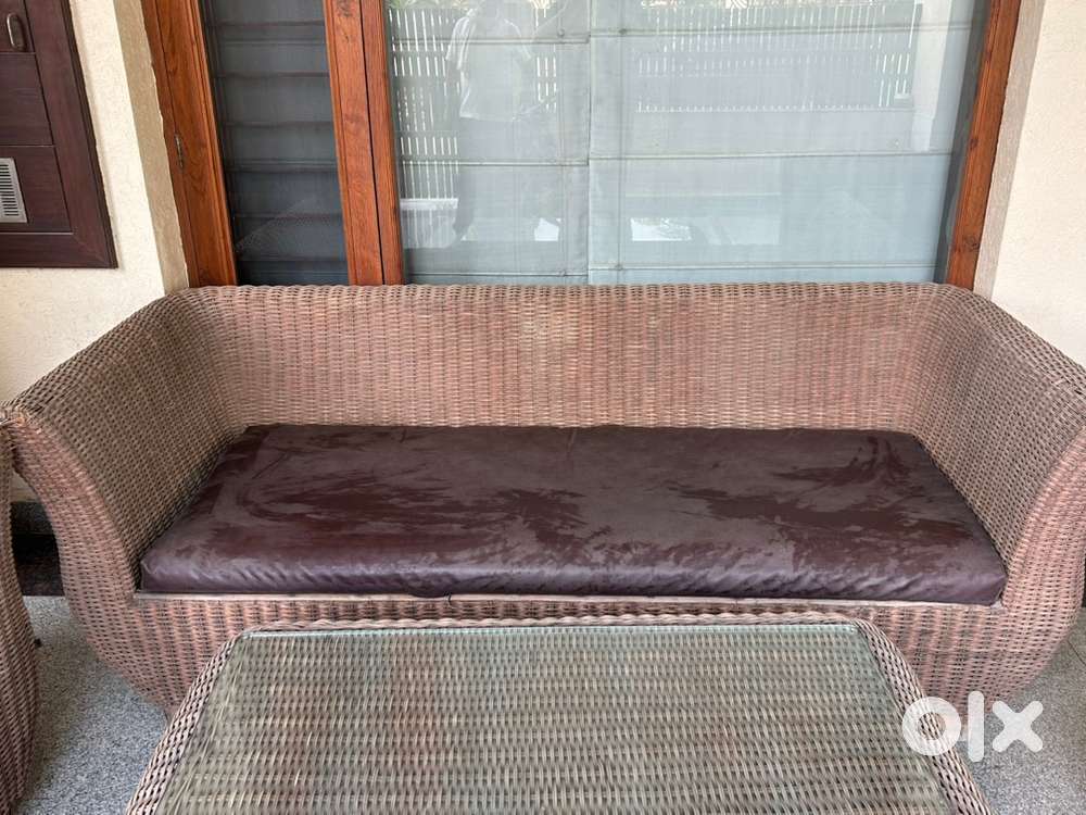 Outdoor sofa set