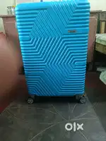 Travel suitcase L size