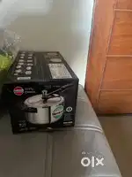 Brand new 5 litre pressure cooker