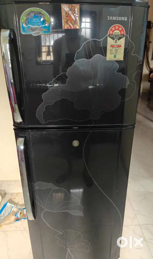 Fridge 230 litre for sale