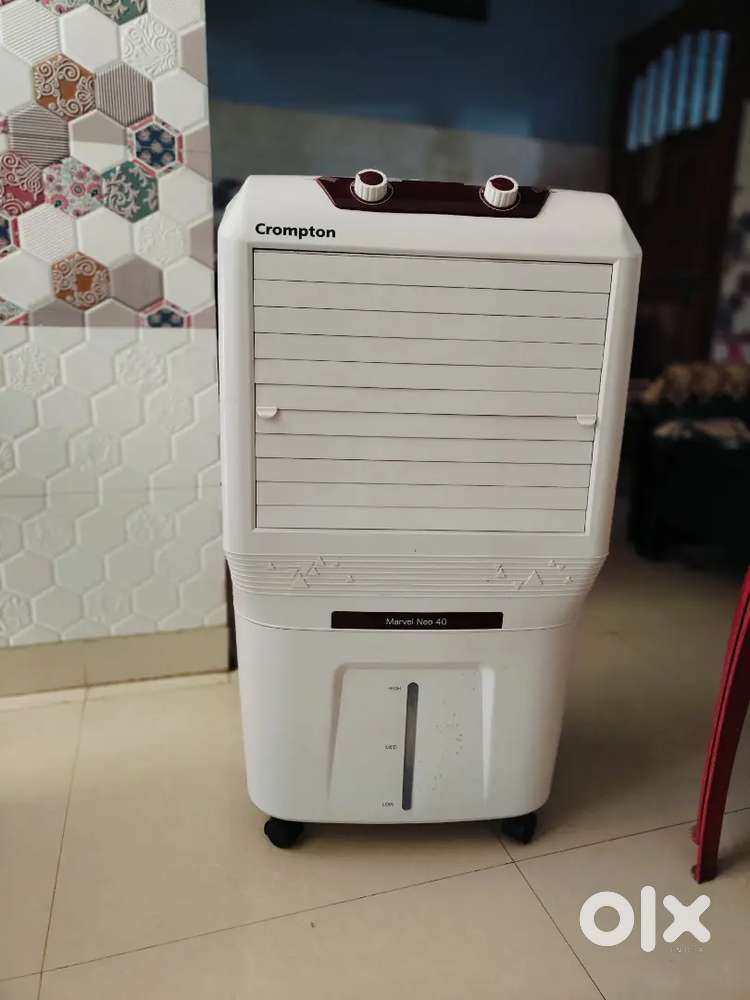 A Crompton 23 Litre Personal Cooler