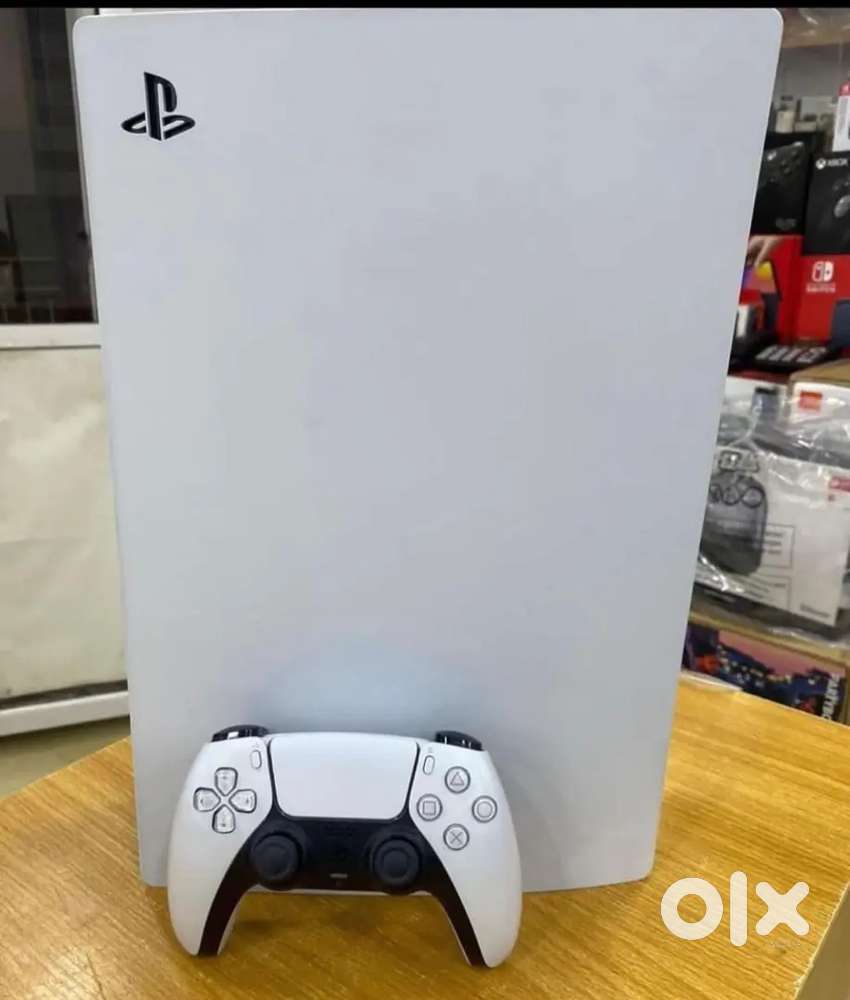 Ps5 digital gameing with extra 3 remote