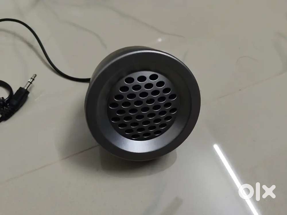 Portronics Bluetooth keyboard and speaker - price negotiable