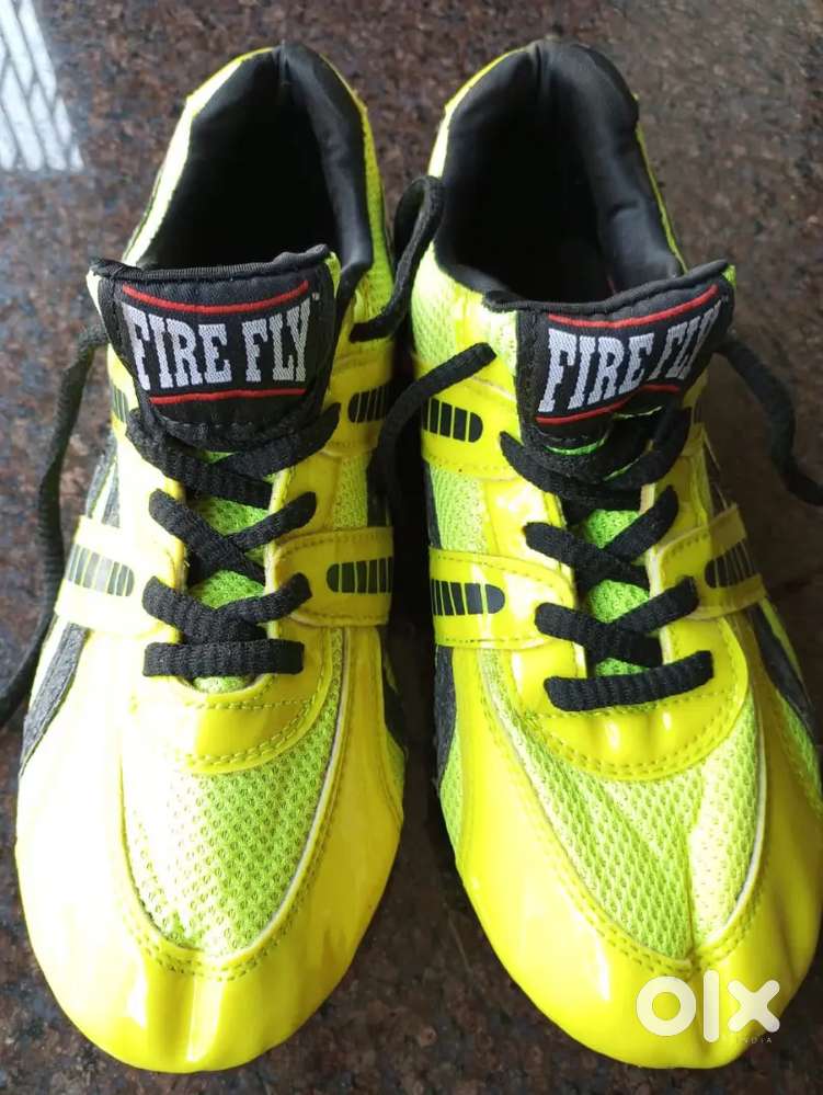 FireFly Running Spikes.