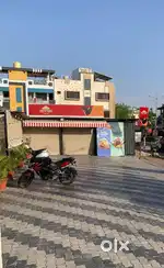 TOP N TOWN ice cream parlour