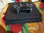 Ps4 slim 1tb with games cd