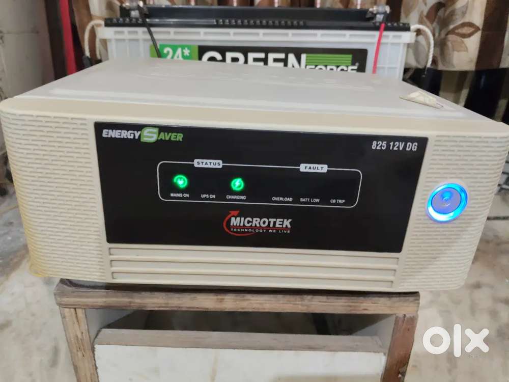 Inverter with battery