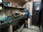 1 rooms available for rent in flat (female only) furnished