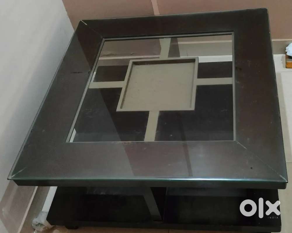 Table 3 feet square with glass & seesham wood