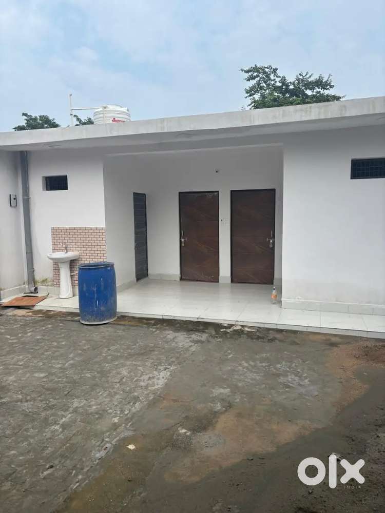 1RK new Independent House 300m Plot