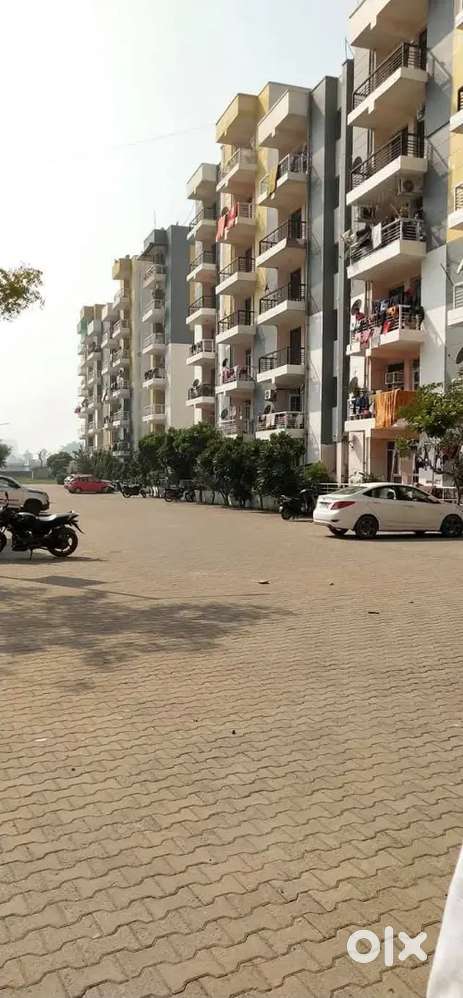 2 & 3 BHK in Silver City Themes Derabassi with Power Backup
