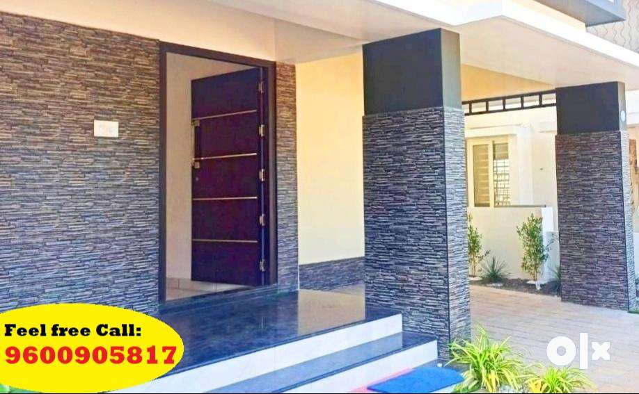 Heart of Thrissur: Elegance and Comfort 3 BHK House /Villa for sale!!