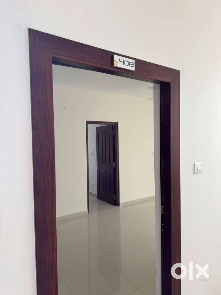 2BHK APARTMENT HOUSE