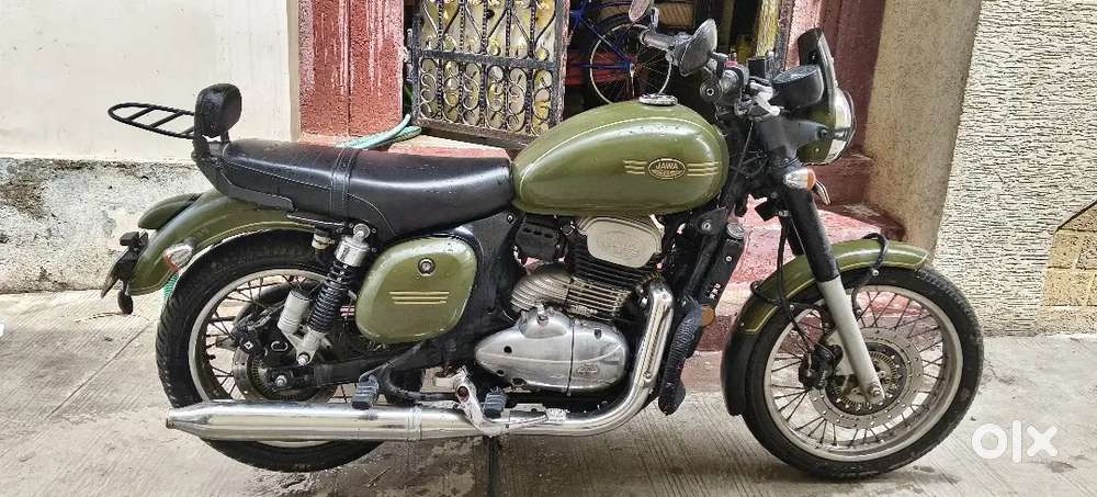 Jawa Forty Two Dual channel ABS