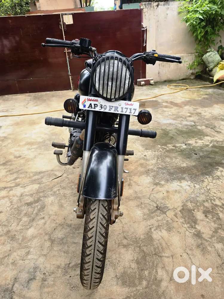 Royal enfield 2020model single user 28k km reading