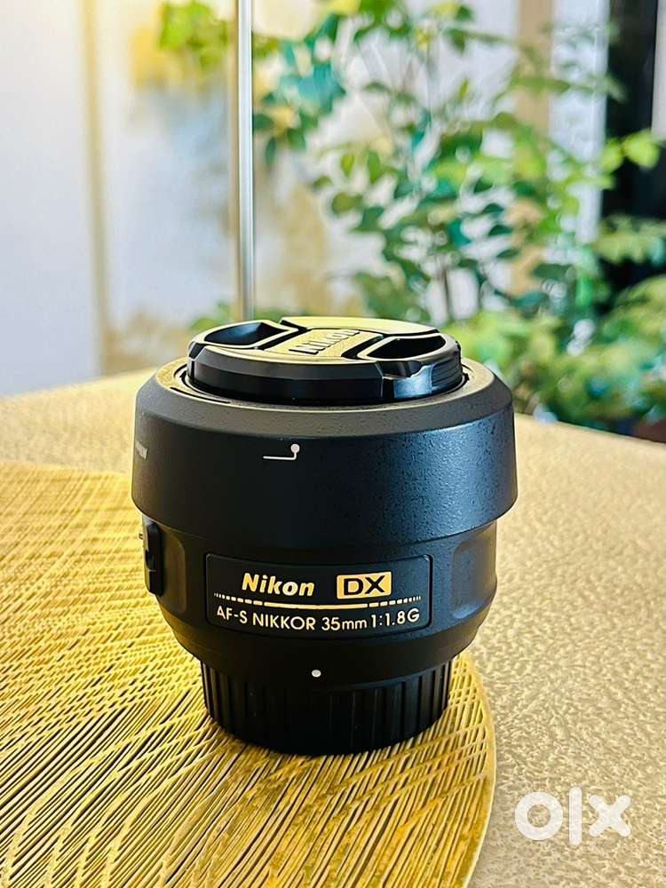 Nikon 35mm lens (used 3-4 times)