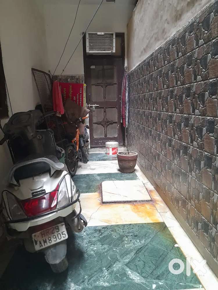 Flat for sales ground floor park facing