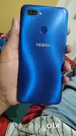 Oppo mobile hai 2/32 ek dam good condition mai hai..koi v scratch na h