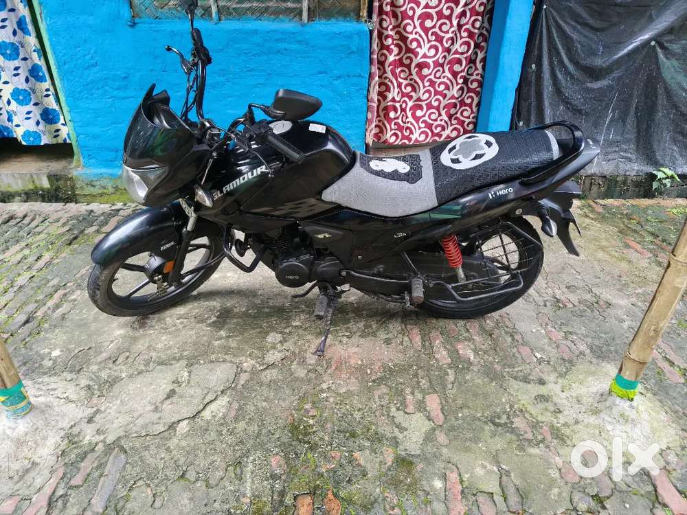 Good condition bike 2 owner new  tyre full servicing  kar diye Hain