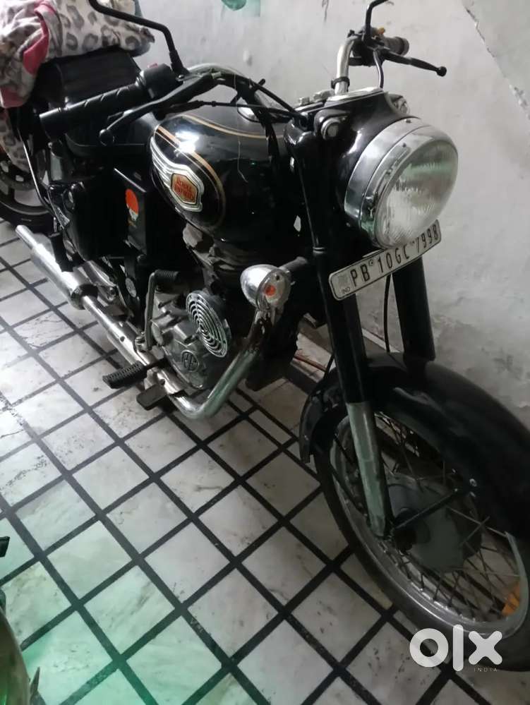 Complete Brand new showroom condition bullet