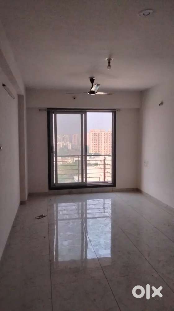 NEW BIG SIZE FLAT NICE LOCATION CENTRAL ARIA