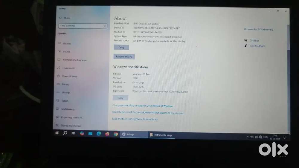 I3 laptop running in good condition, battery back up is low.